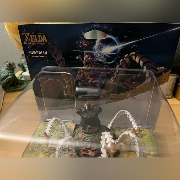 Rare Guardian Legend of Zelda Amiibo - Picture 2 of 4
